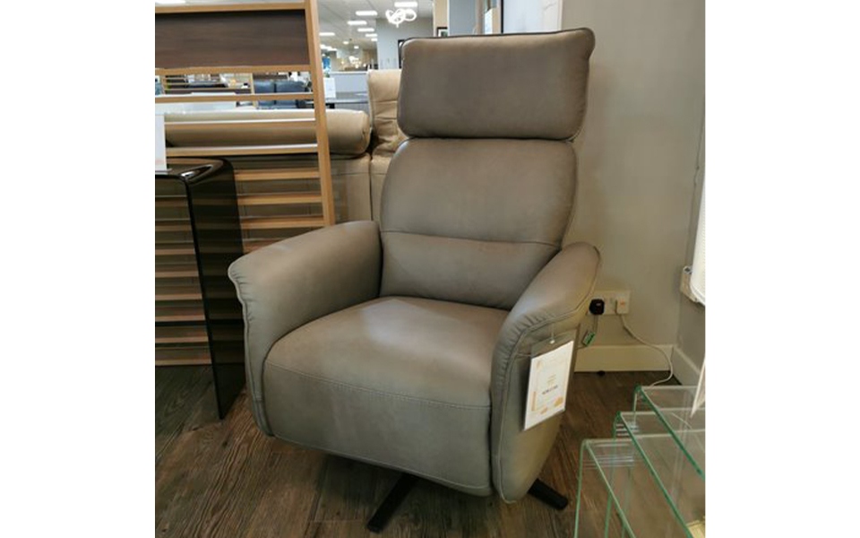 Rom Luxor Armchair
Was £1,908 Now £1,349